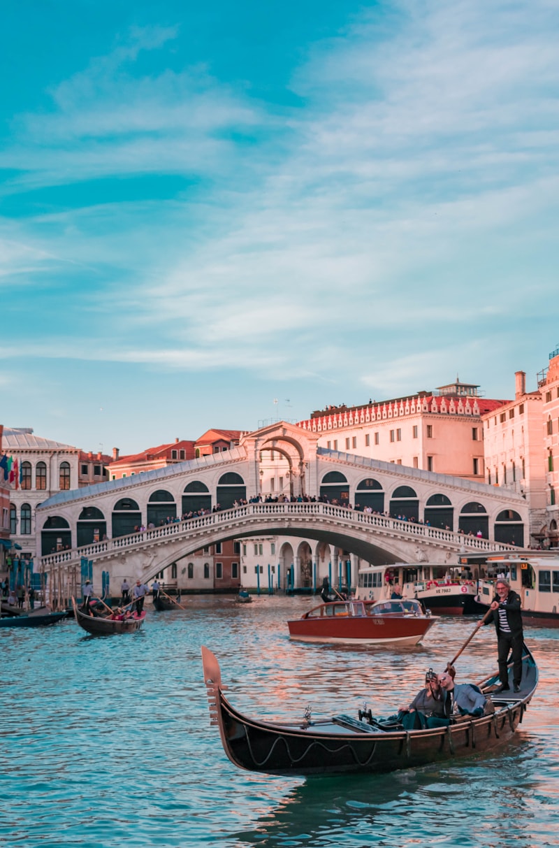 Canale e architettura urbana italiana